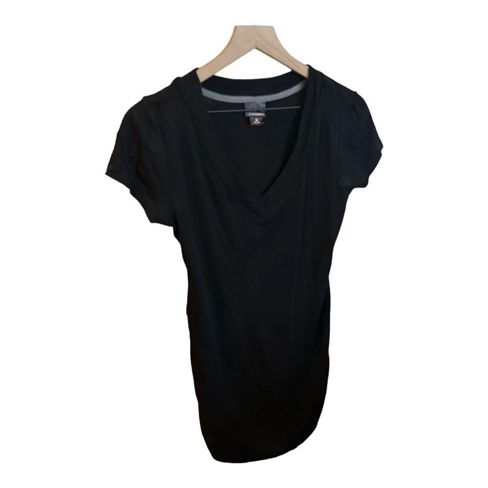 Oh Baby‎ by Motherhood V-Neck Maternity T-Shirt Comfortable Black Size M